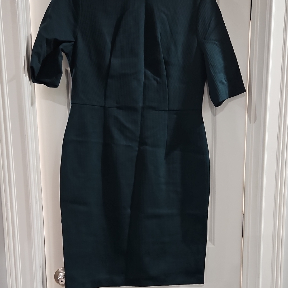 Hugo Boss Elegant Dark Green Long Sleeve Dress